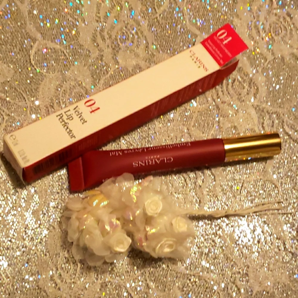 ❇️🧚‍♀️#4 VELVET RASPBERRY Clarins Velvet Lip Perfector NWT